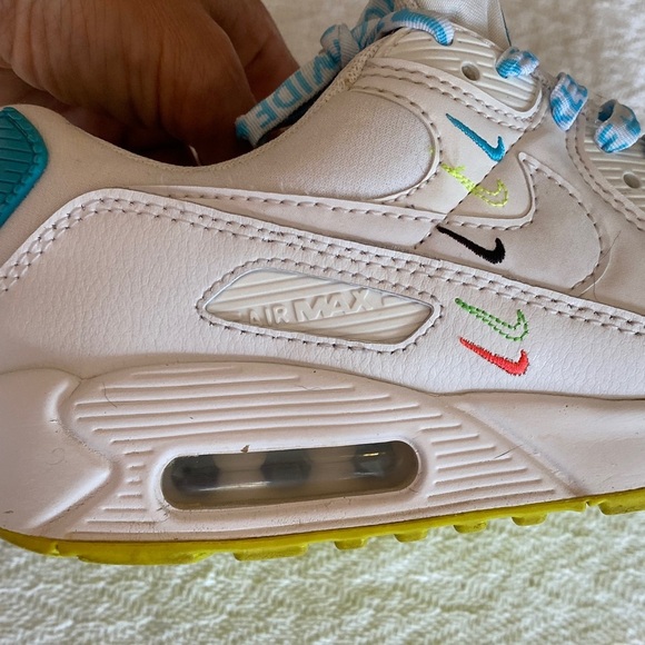 Nike Air White and Teal Sneakers Neon Athletic Shoes - Picture 9 of 15